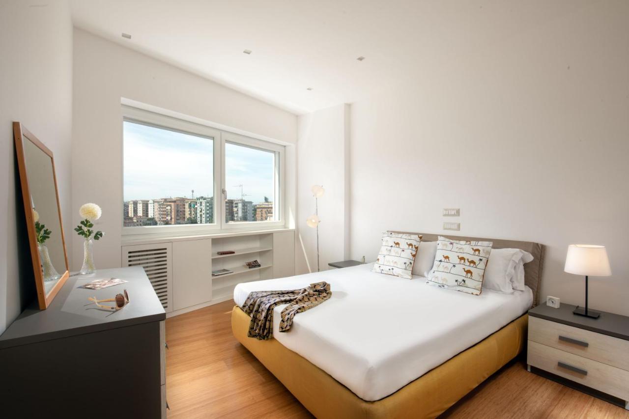 Lungotevere D.a. Apartment *